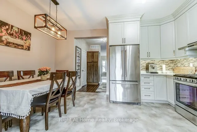 Additional image 13 of 62 Westbank Tr