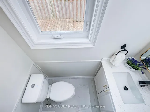 Additional image 19 of 12 Stillwater Cres