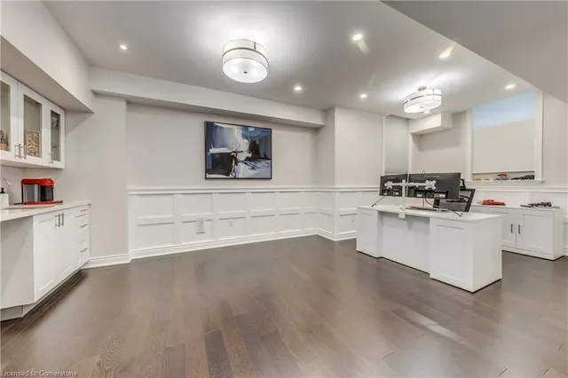 Additional image 41 of 3239 Millicent Ave