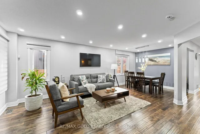 Additional image 7 of 14 Twisted Oak St