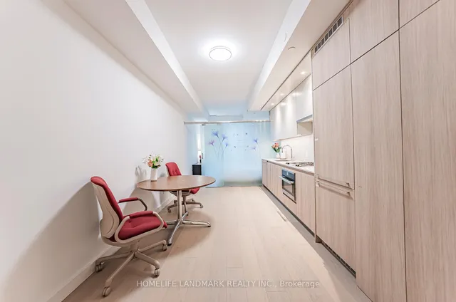 Additional image 15 of 81 Wellesley St Unit 307