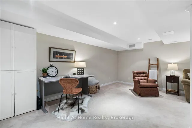 Additional image 38 of 2250 Rockingham Dr Unit 42