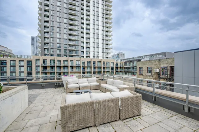 Additional image 43 of 85 Duke St Unit 703