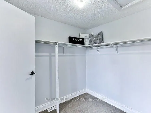 Additional image 14 of 43 Crown Acres Crt