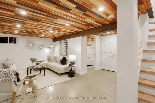 Additional image 24 of 28 Coe Hill Dr