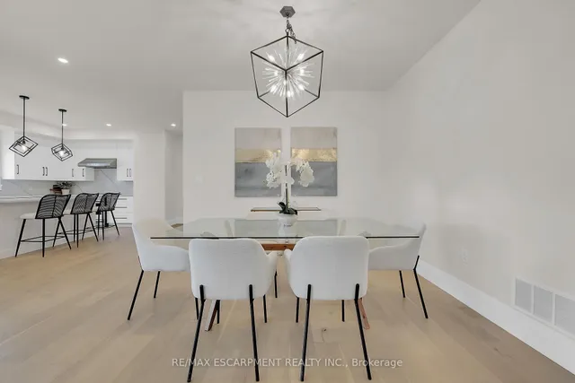 Additional image 11 of 8184 Airport Rd