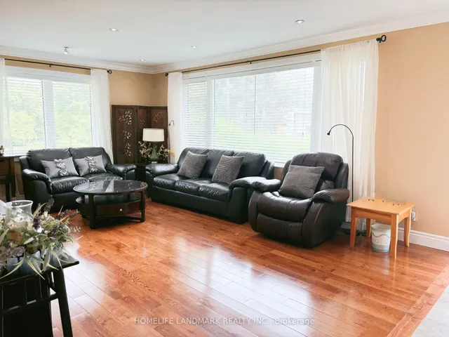 Additional image 7 of 32 Garden Park Ave