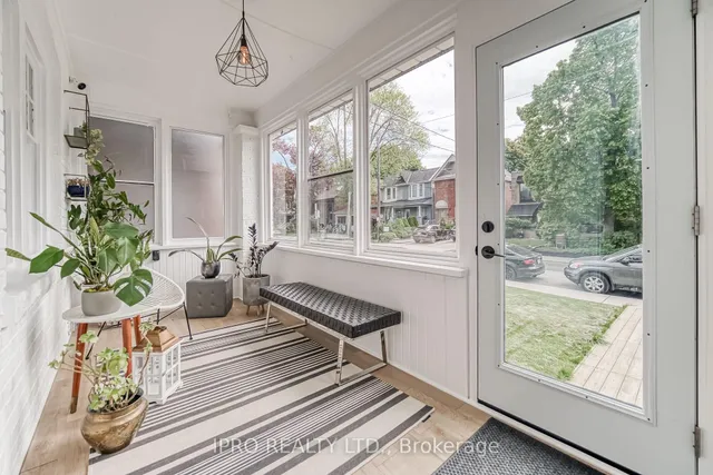 Additional image 3 of 962 Logan Ave