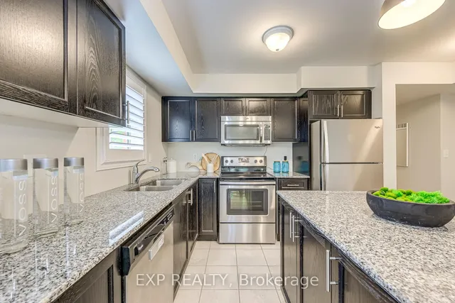 Additional image 17 of 2484 Post Rd Unit 28