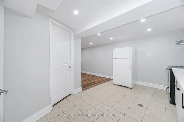 Additional image 40 of 3525 Brandon Gate Dr Unit 65