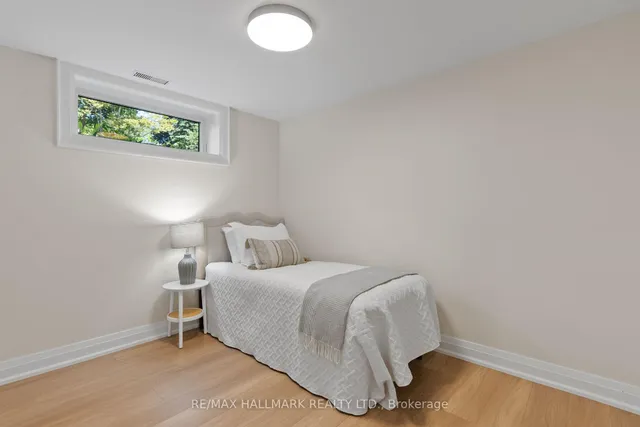 Additional image 30 of 304 East Ave