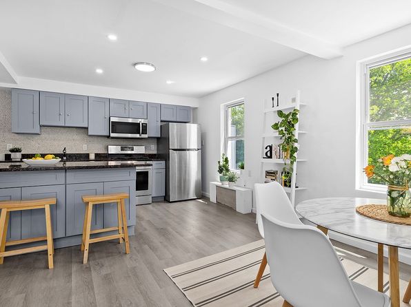 21 E 4th St, Brooklyn, NY 11218