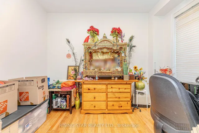 Additional image 12 of 105 Naperton Dr