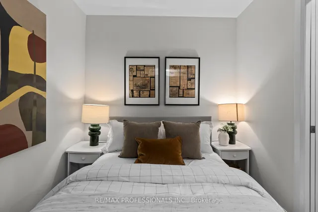 Additional image 47 of 37 West Lynn Ave