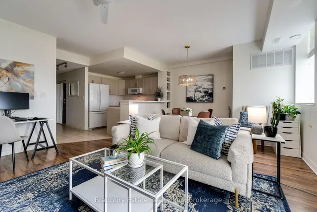 Additional image 5 of 262 Dundas St Unit 105