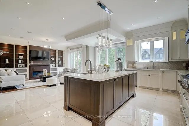 Additional image 17 of 93 Parkview Ave