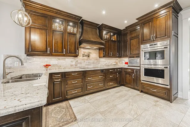 Additional image 13 of 221 Glover Rd