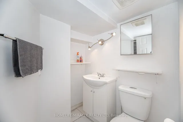 Additional image 33 of 20 Royal St