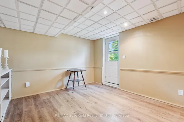 Additional image 33 of 44 Sandsprings Crt