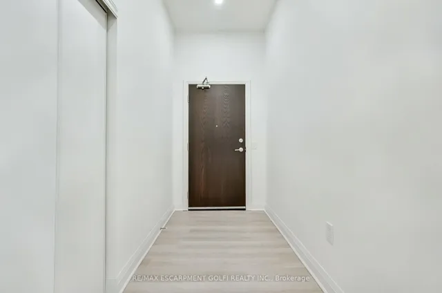 Additional image 9 of 1936 RYMAL Rd Unit 105