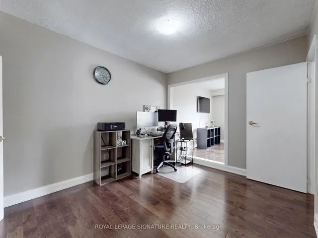 Additional image 16 of 118 Moore Park Ave