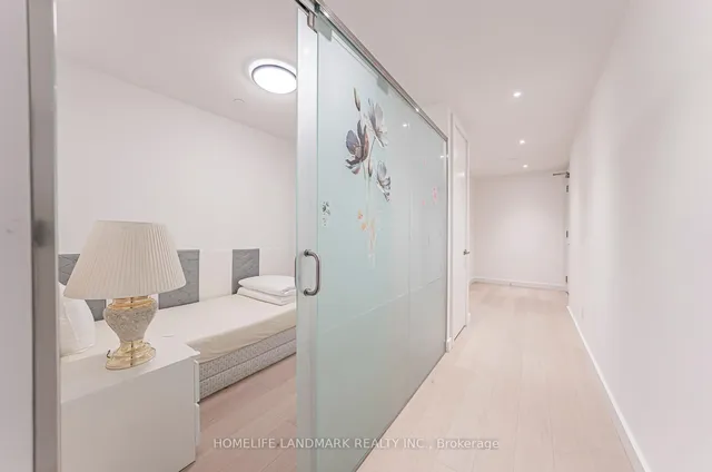 Additional image 9 of 81 Wellesley St Unit 307