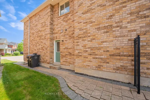 Additional image 43 of 26 Ferncastle Cres