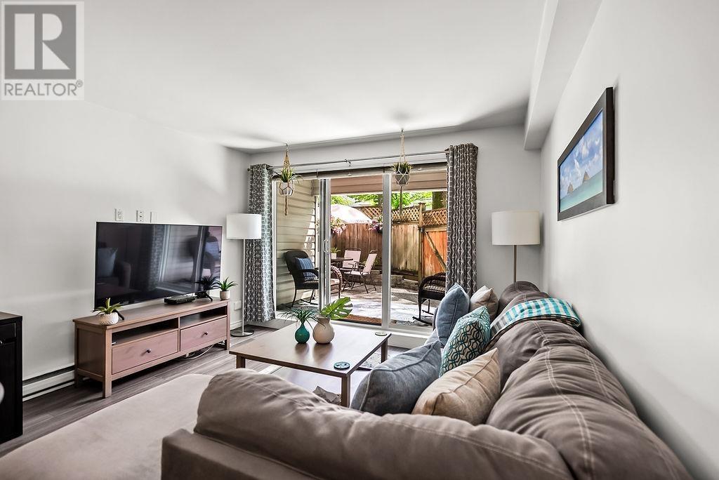 106 825 E 7TH AVENUE|Vancouver, British Columbia V5T1P4