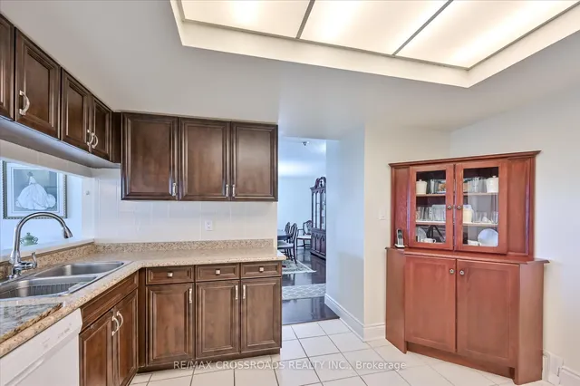 Additional image 14 of 275 Bamburgh Circ Unit 604