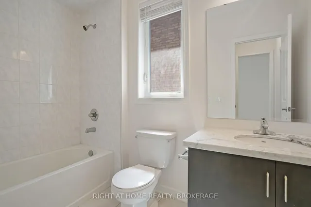 Additional image 34 of 19 Robarts Dr