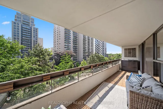 Additional image 25 of 100 Quebec Ave Unit 511