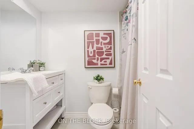 Additional image 36 of 224 Rosemount Ave Unit 4