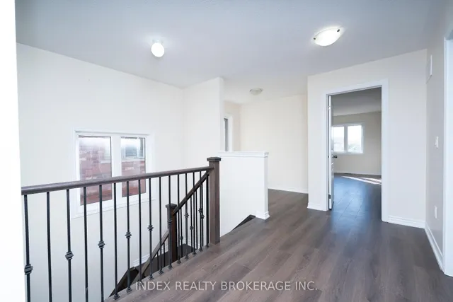 Additional image 29 of 32 Lackington St