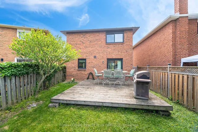 Additional image 47 of 421 Laurentian Ave