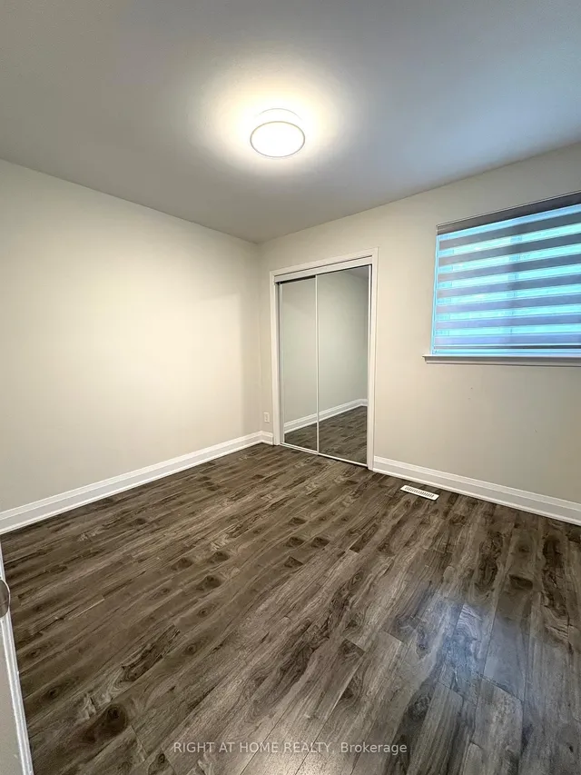 Additional image 13 of 5473 SCHUELLER CRES Cres