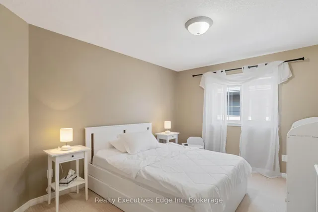 Additional image 27 of 3 Cannes St