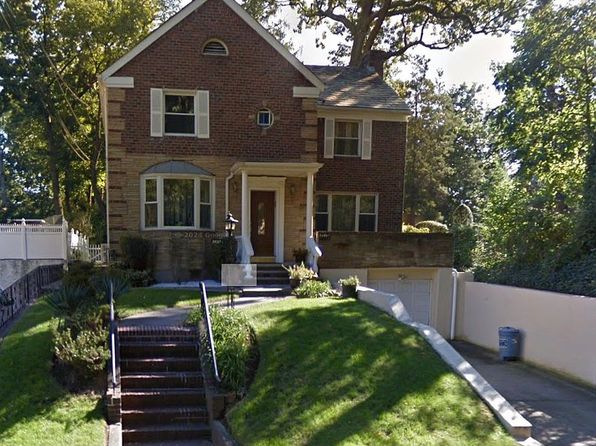 8687 Palermo St, Jamaica, NY 11423