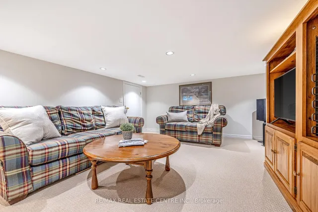 Additional image 31 of 209 Campbell Ave