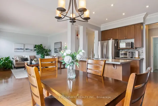 Additional image 18 of 7107 Appletree Lane