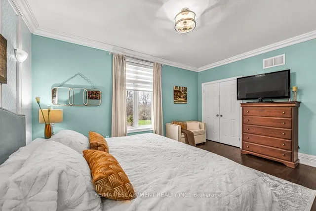 Additional image 39 of 20 Chesswood Tr