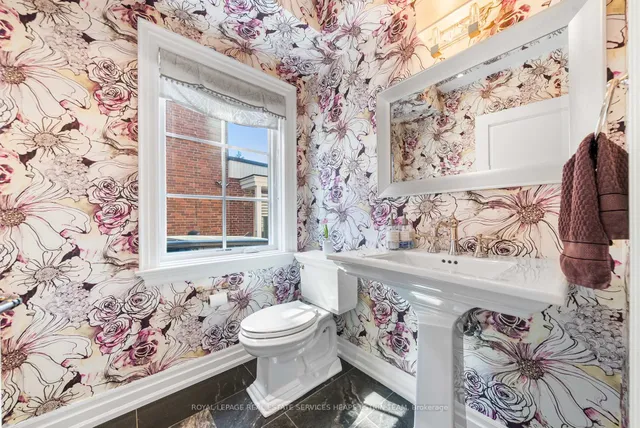 Additional image 20 of 72 Rosedale Heights Dr