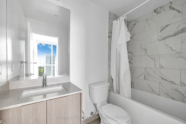 Additional image 17 of 36 Forest Manor Rd Unit 805