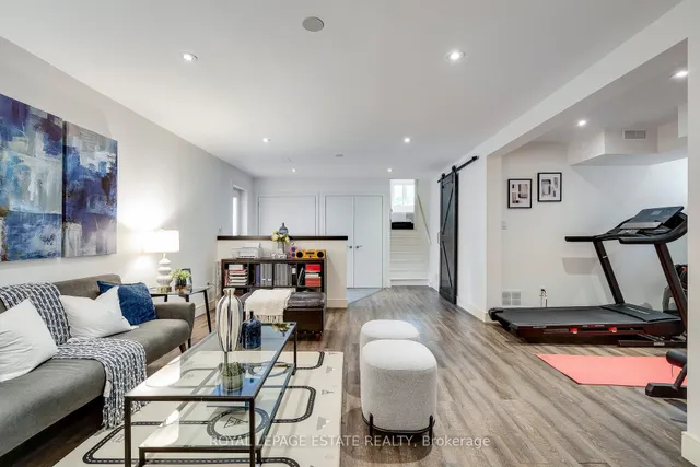 Additional image 32 of 43 Cedarcrest Dr