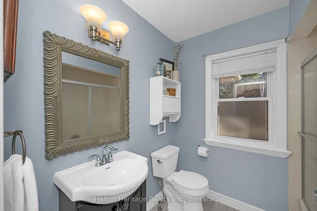 Additional image 12 of 1386 Centre Rd