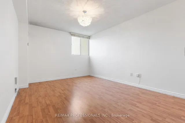 Additional image 14 of 812 Burnhamthorpe Rd Unit 306