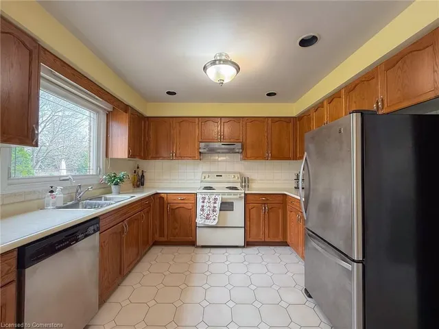 Additional image 14 of 499 Bush Dr