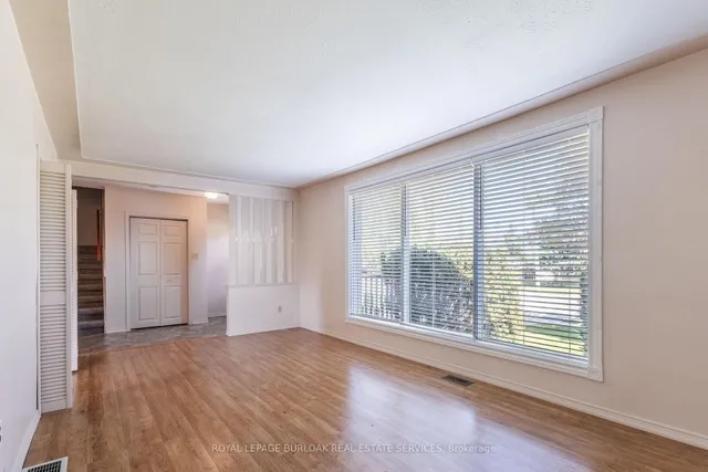 Additional image 13 of 948 Upper Sherman Ave