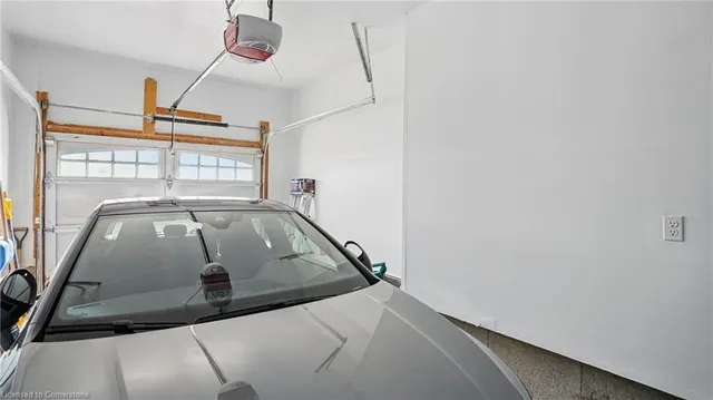 Additional image 20 of 9 Lynch Cres