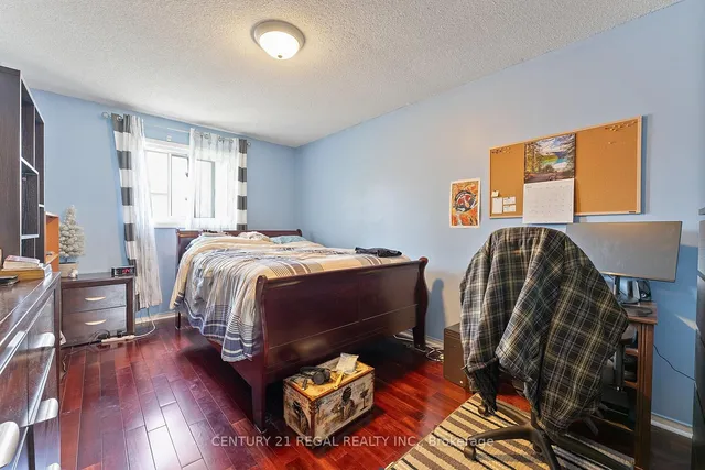 Additional image 42 of 97 Hinchley Wood Grve