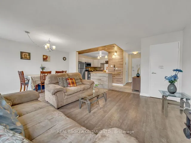 Additional image 16 of 1050 Falgarwood Dr Unit 128